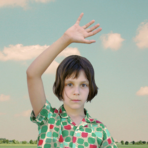 Loretta Lux - The Waving Girl