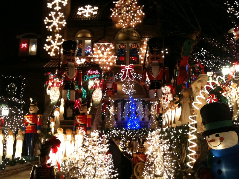 dyker heights 2010